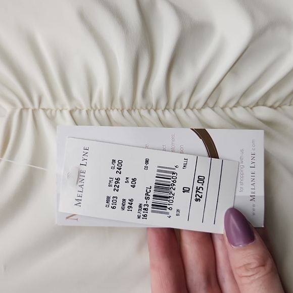 White dress NWT - Picture 6 of 8